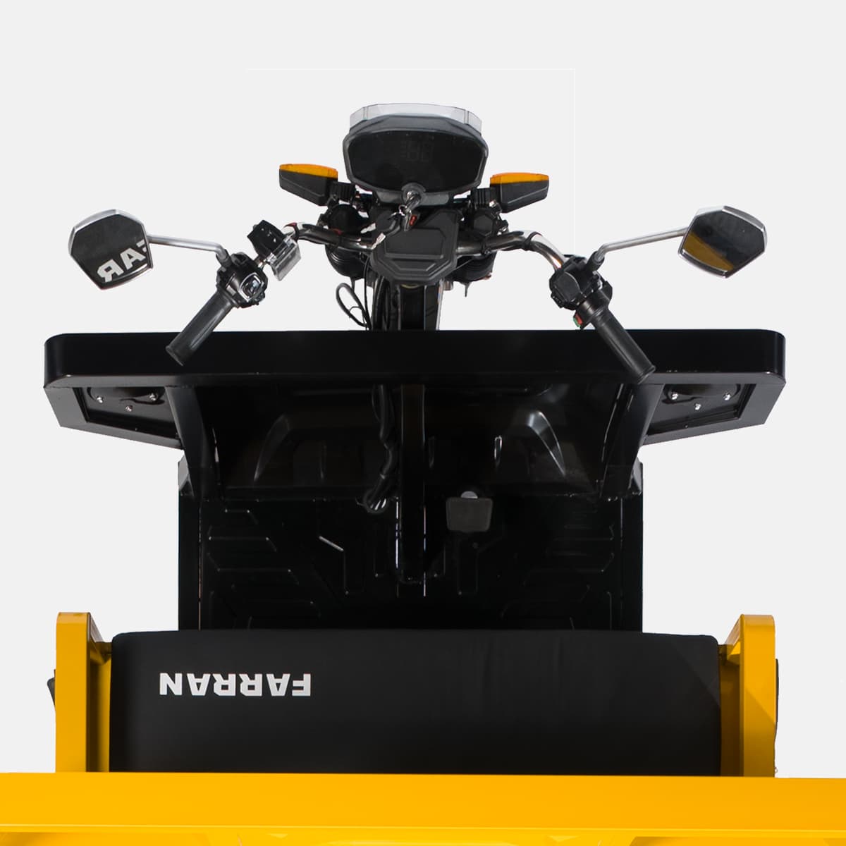 Close-up of a snowblower with 'Farran' branding on a white background